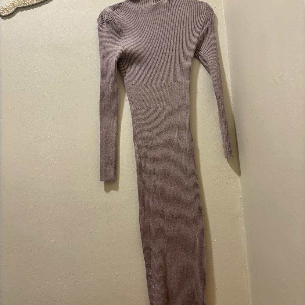 Elegant Mauve Ribbed Knit Dress